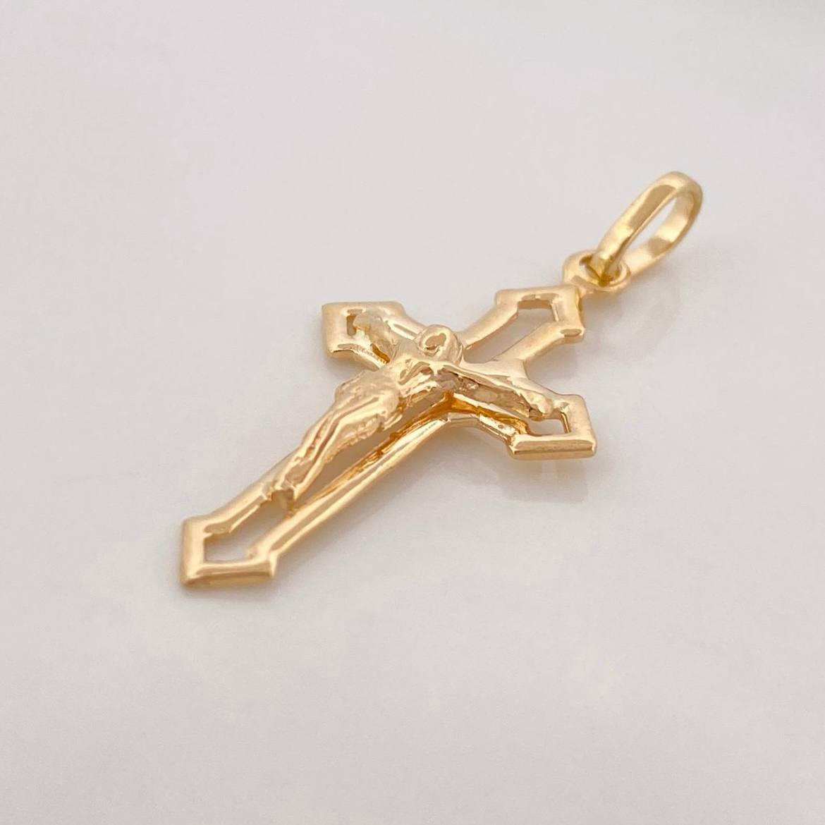 Dije Cruz Cristo 1.35g / 3.3cm Oro Amarillo 18K