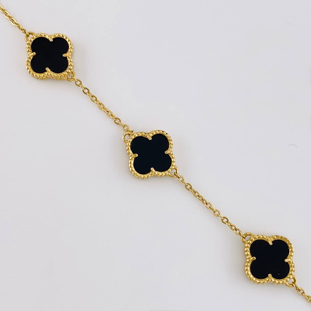 Pulso Trébol Aro Seguido 5.6g / 19.5cm / 1.5mm Oro Amarillo 18K