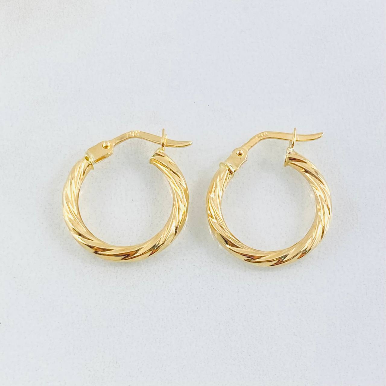 Candongas Mary 1.25gr / 1.7cm / Oro Amarillo 18K