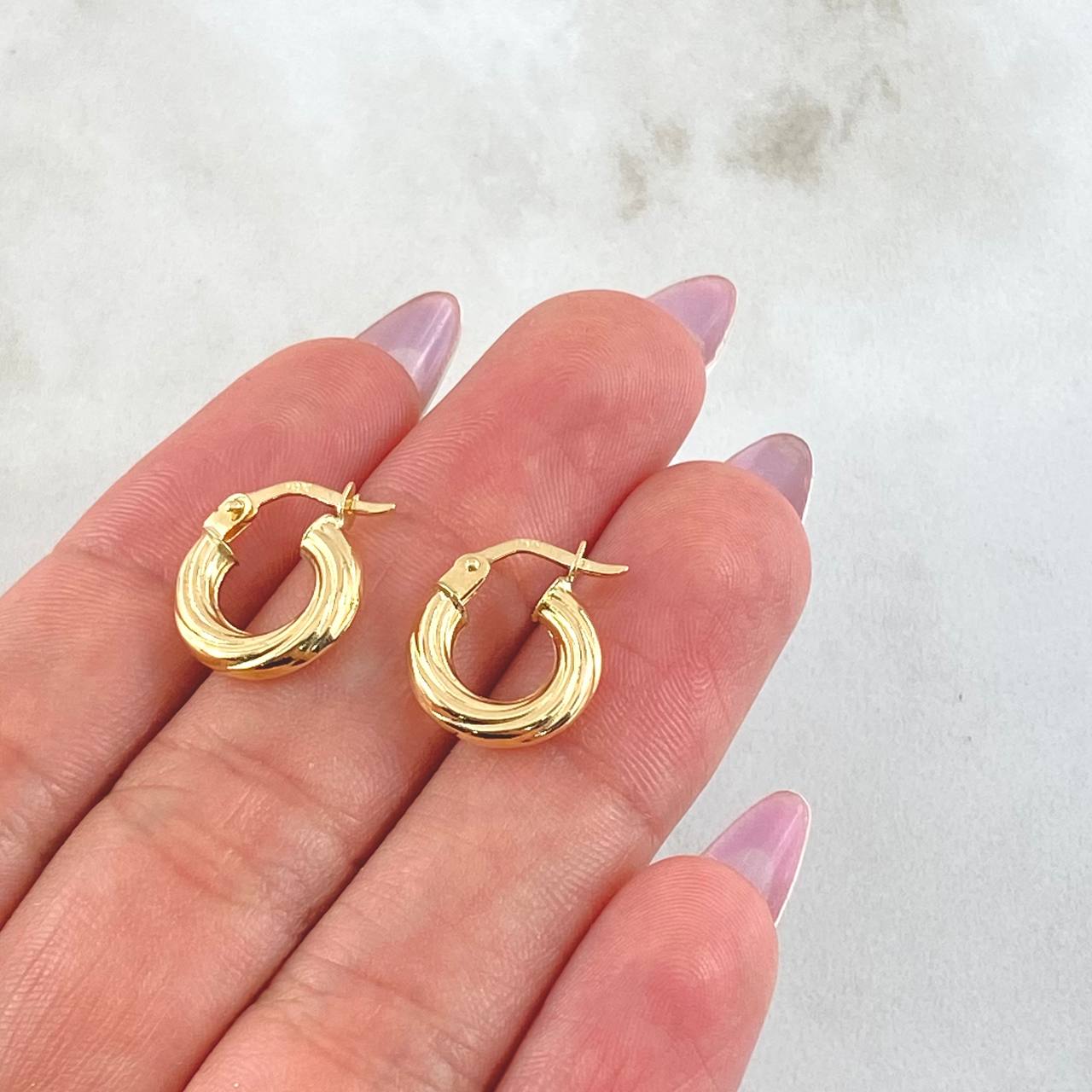 Candongas Lore 1.35gr / 1.5cm / Oro Amarillo 18K *