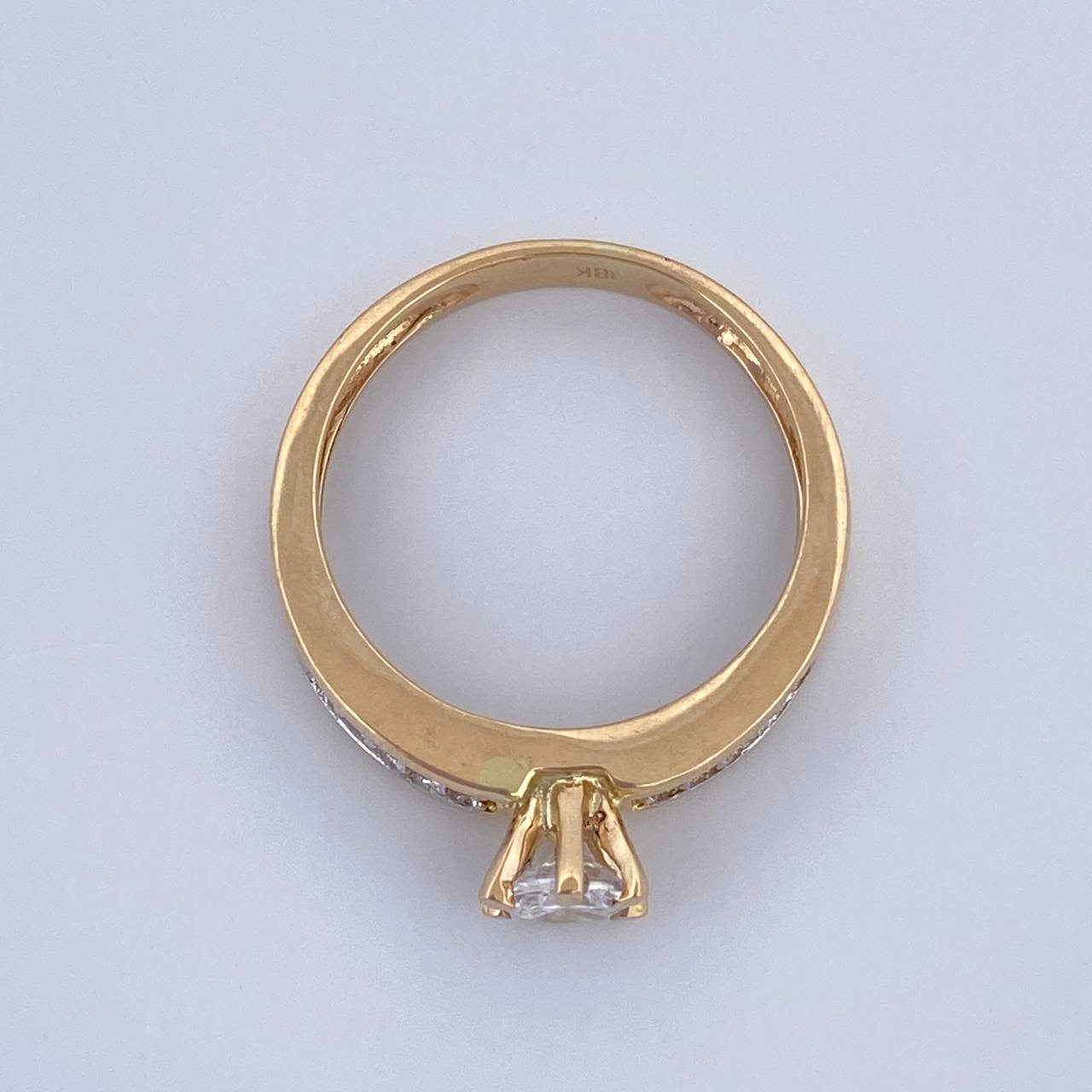 Anillo Solitario Churumbela 3.4gr / T6 / Oro 18K $