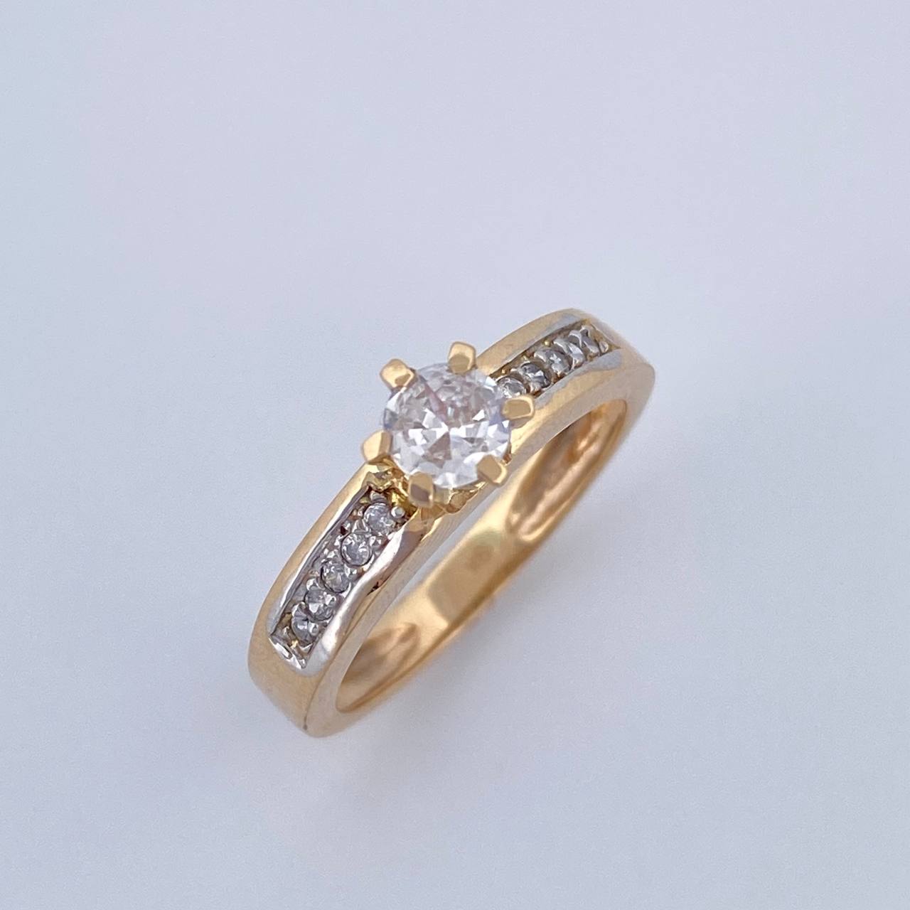 Anillo Solitario Churumbela 3.4gr / T6 / Oro 18K $