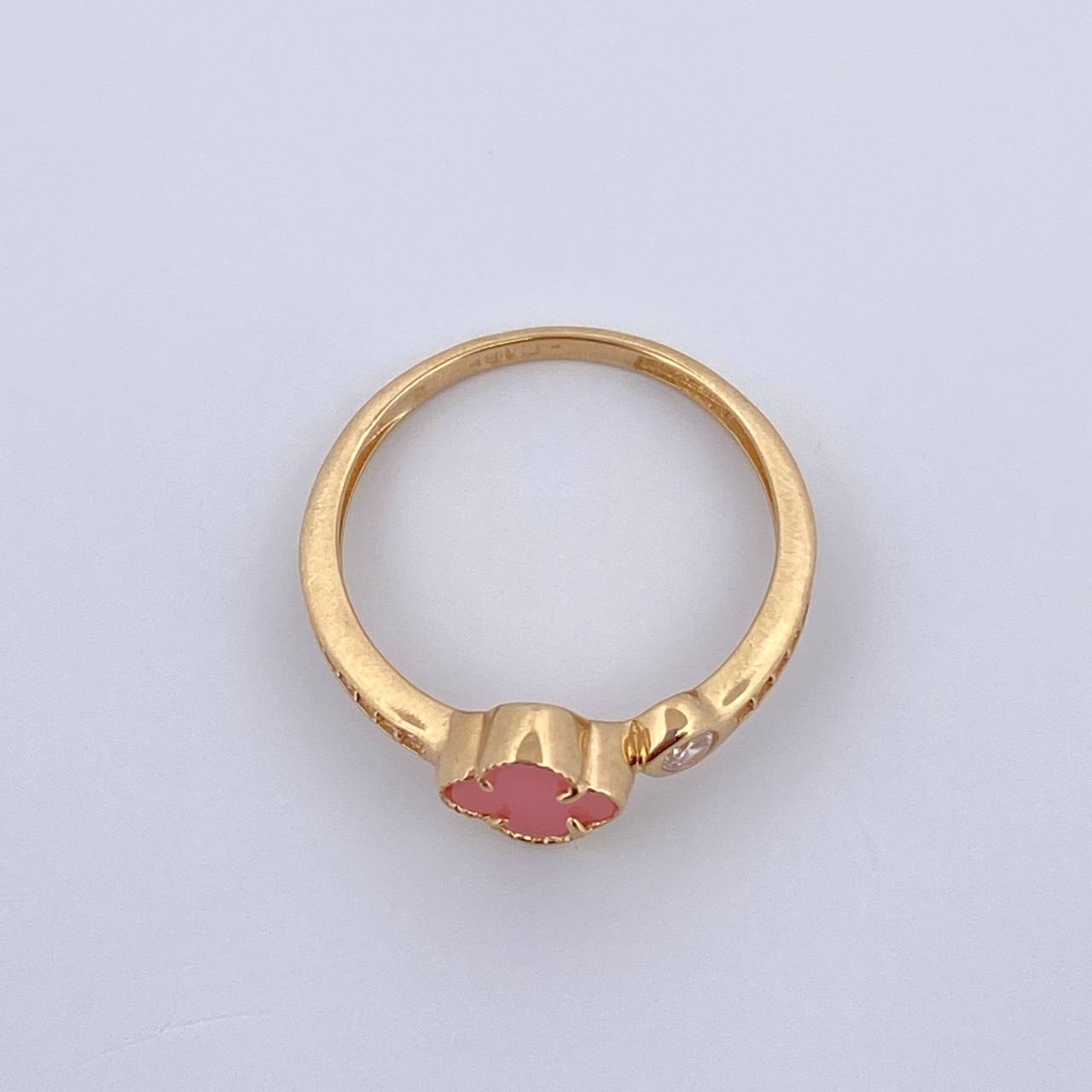 Anillo Trebol 1.95gr / T6 1/4 / Oro 18K $