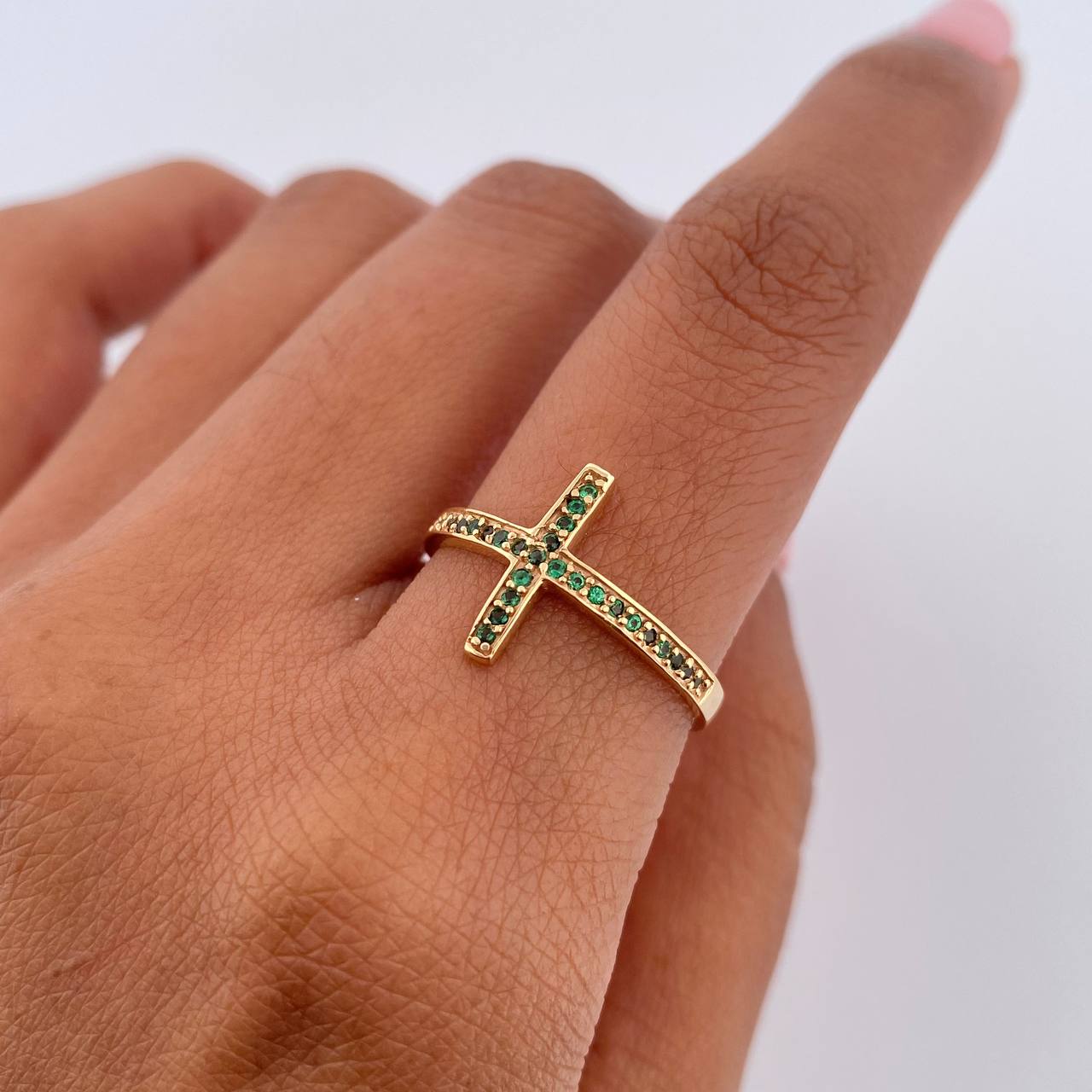 Anillo Cruz 1.75gr / T7 1/4 / Oro 18K $