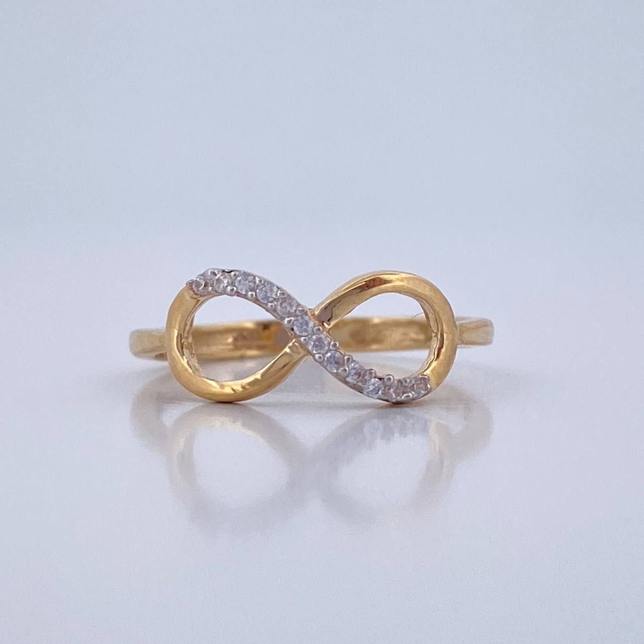 Anillo Infinito 1.55gr / T5 3/4 / Oro 18K $