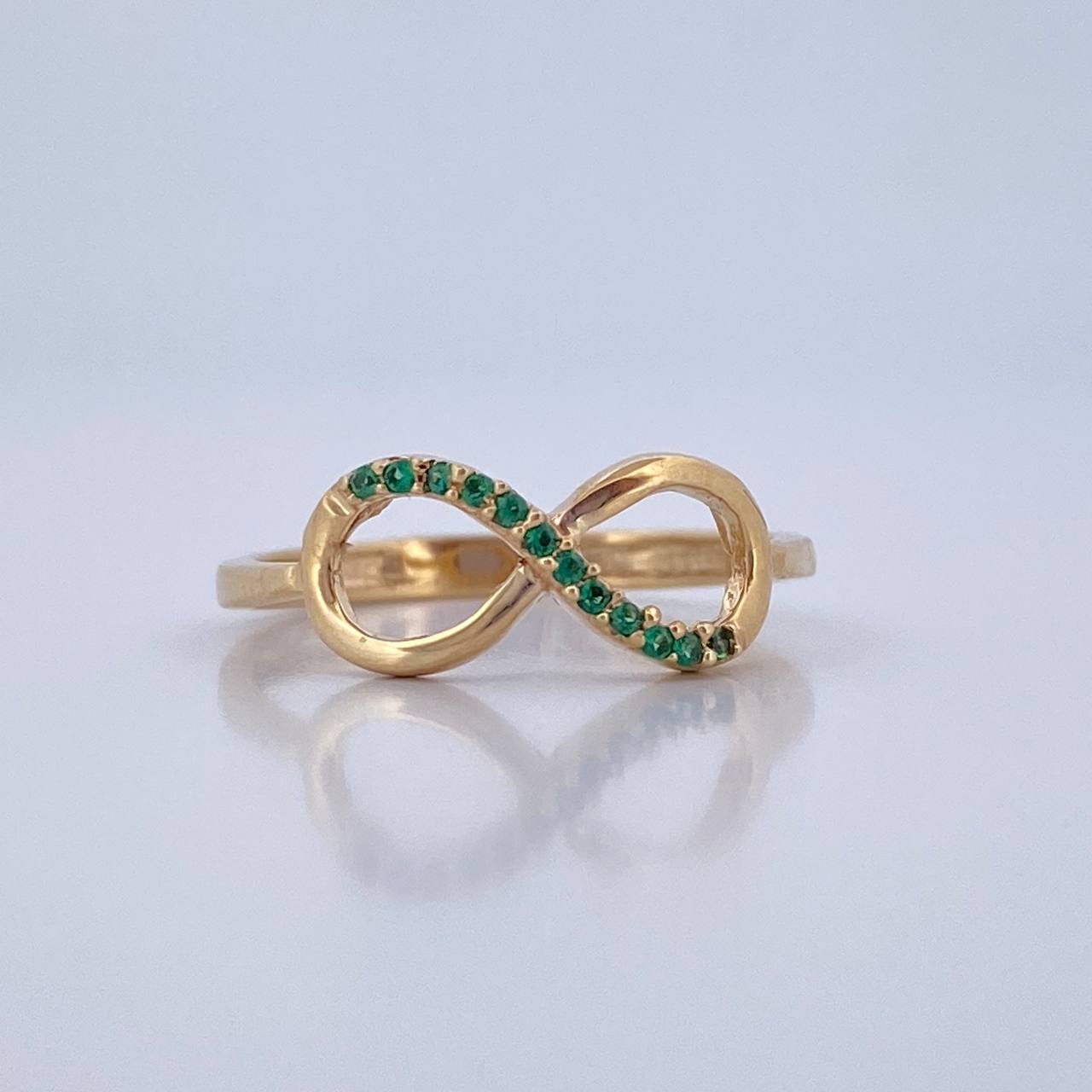 Anillo Infinito 1.5gr / T5 3/4 / Oro 18K $