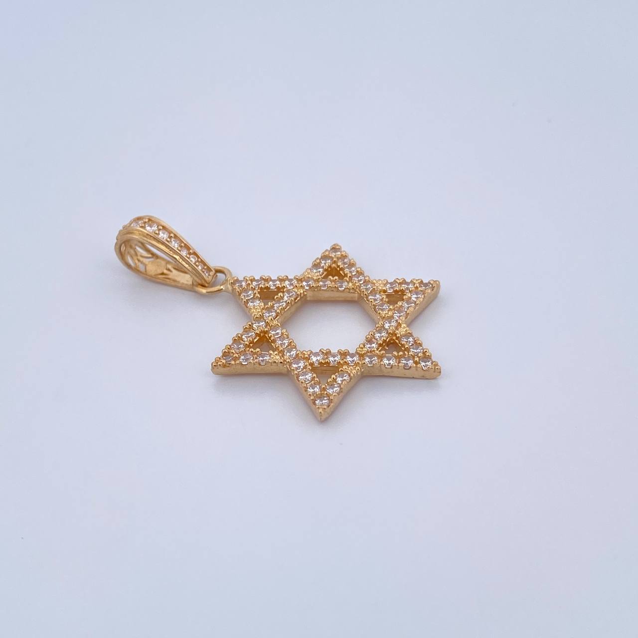 Dije Estrella De David 4.25gr / 3.7cm / Circones Blancos Oro Amarillo 18K &