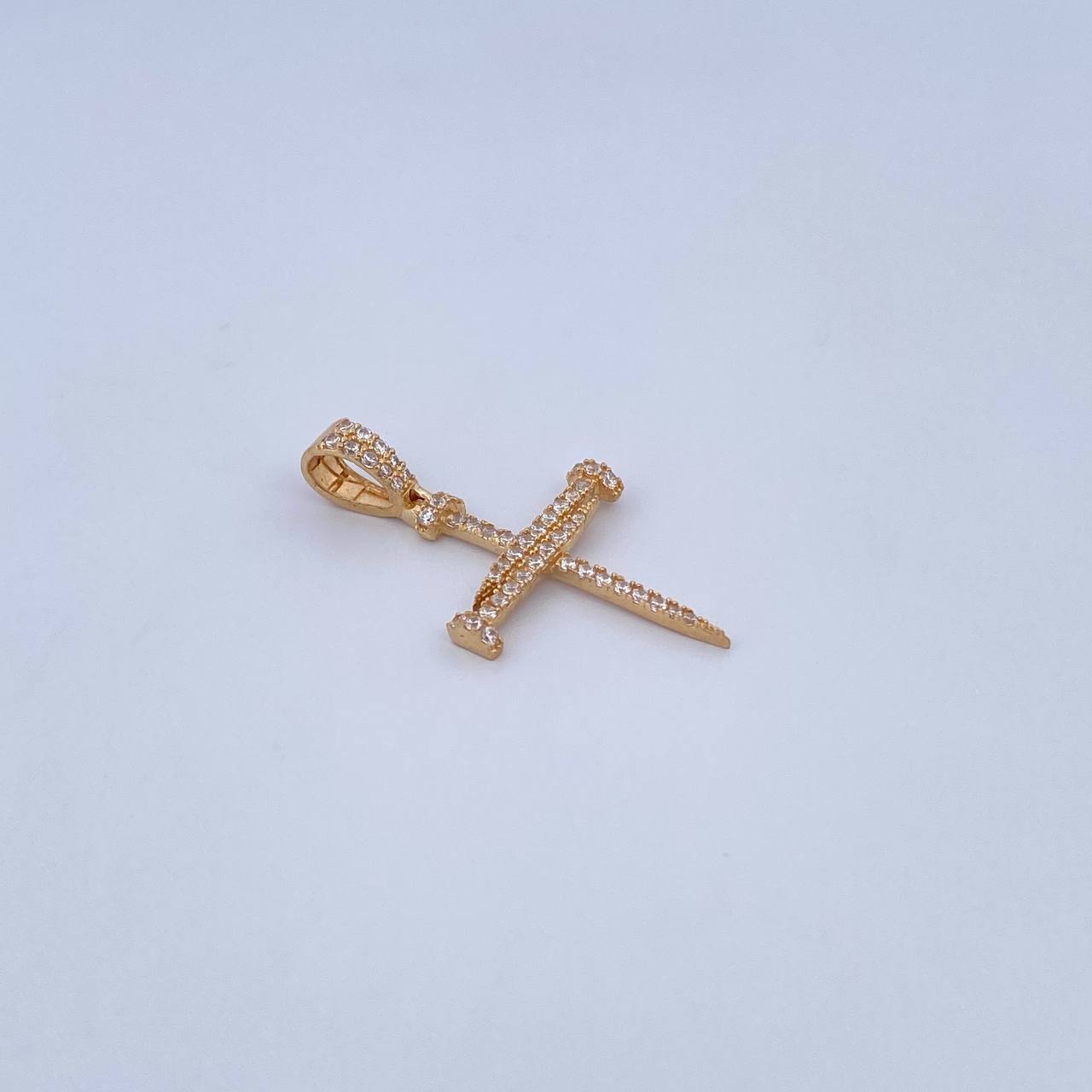 Dije Cruz Clavo 1.7gr / 3.3cm / Circones Blancos Oro Amarillo 18K &