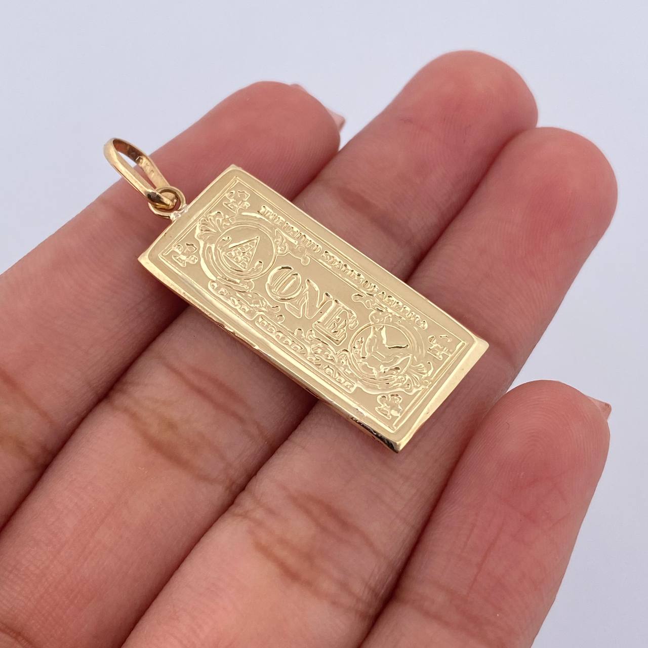 Dije One Dólar 1.95gr / 3.7cm / Troquelado Oro Amarillo 18K &