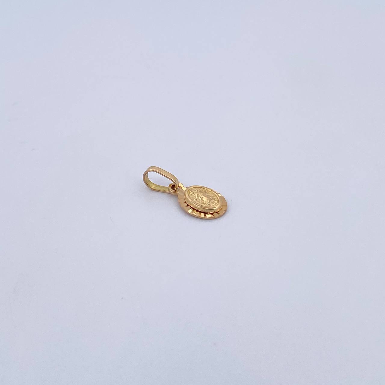 Dije Virgen Guadalupe 0.55gr / 1.4cm / Diamantado Oro Amarillo 18K &