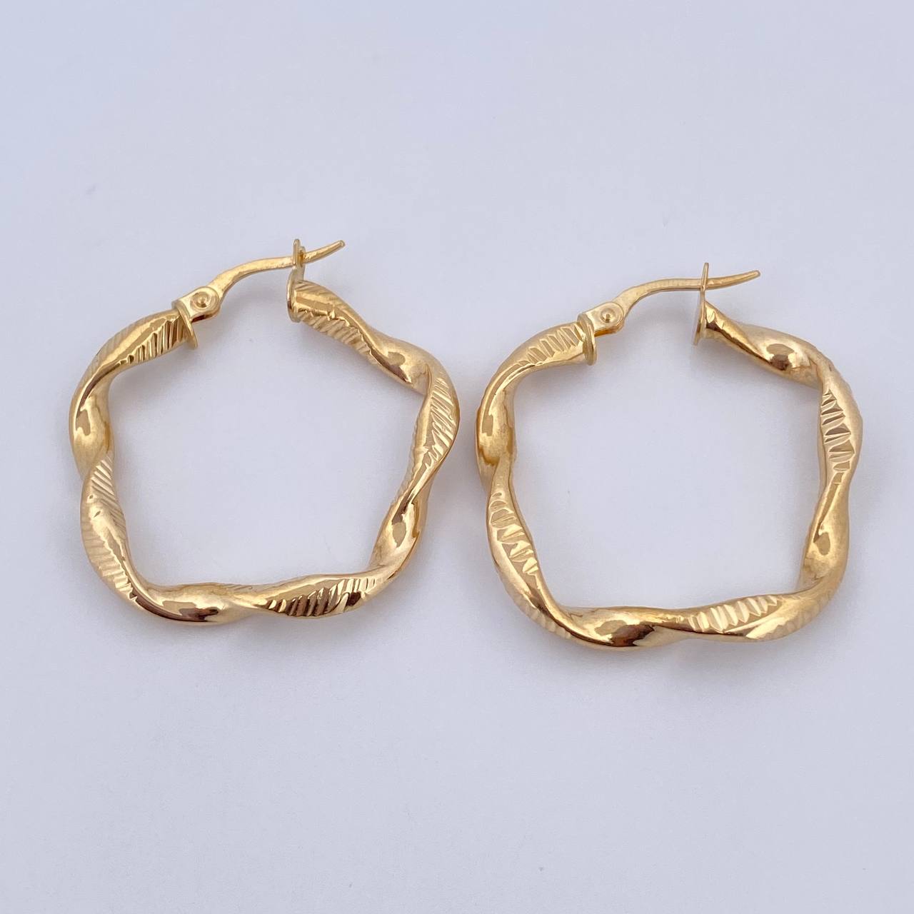 Candongas Milu 2.85gr / 3cm / Entorchadas Texturizadas Oro Amarillo 18K &