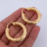 Candongas Anny 5.4gr / 3cm / Punteadas Oro Amarillo 18K &