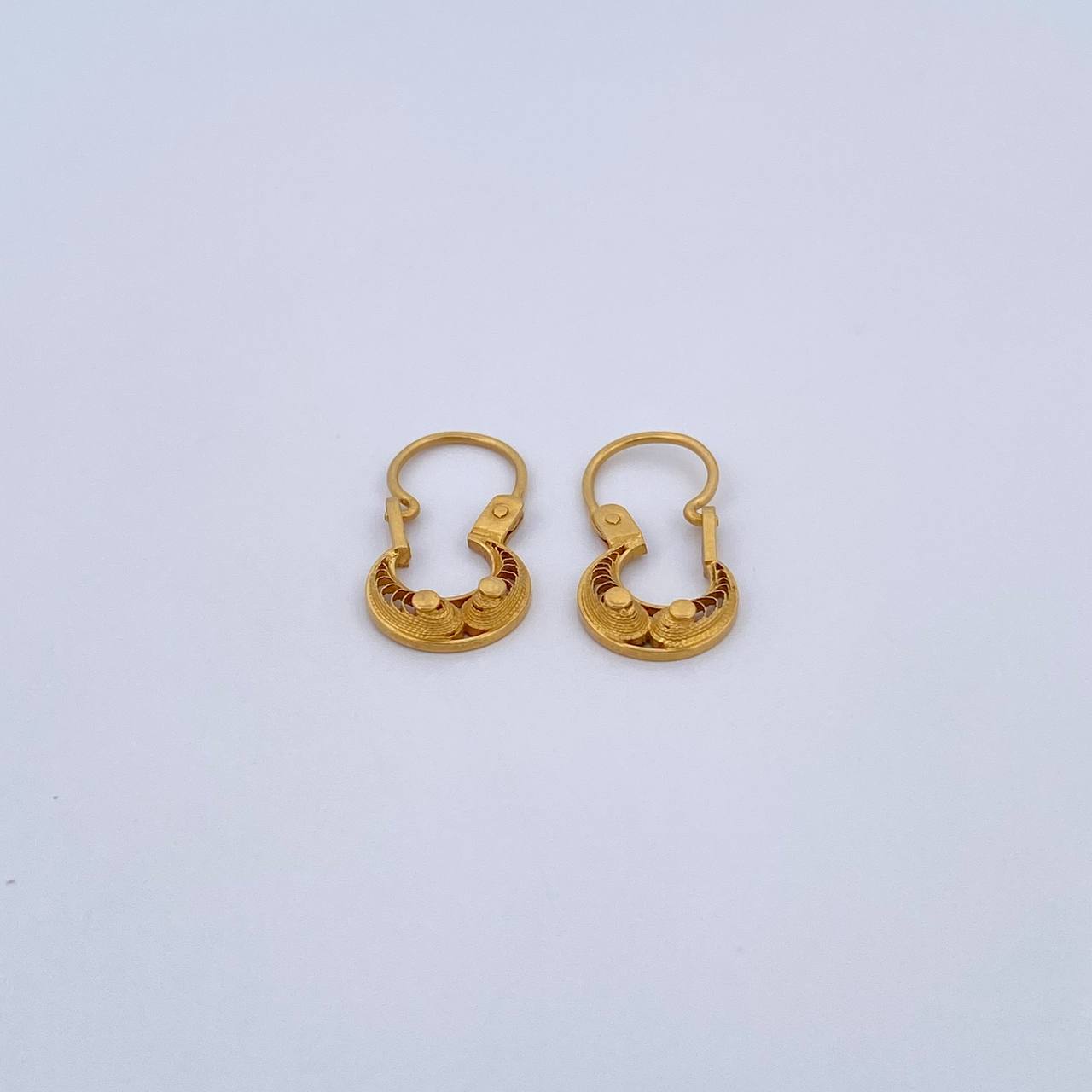 Candongas Reina 1.3gr / 2cm / Filigrana Oro Amarillo 18K &