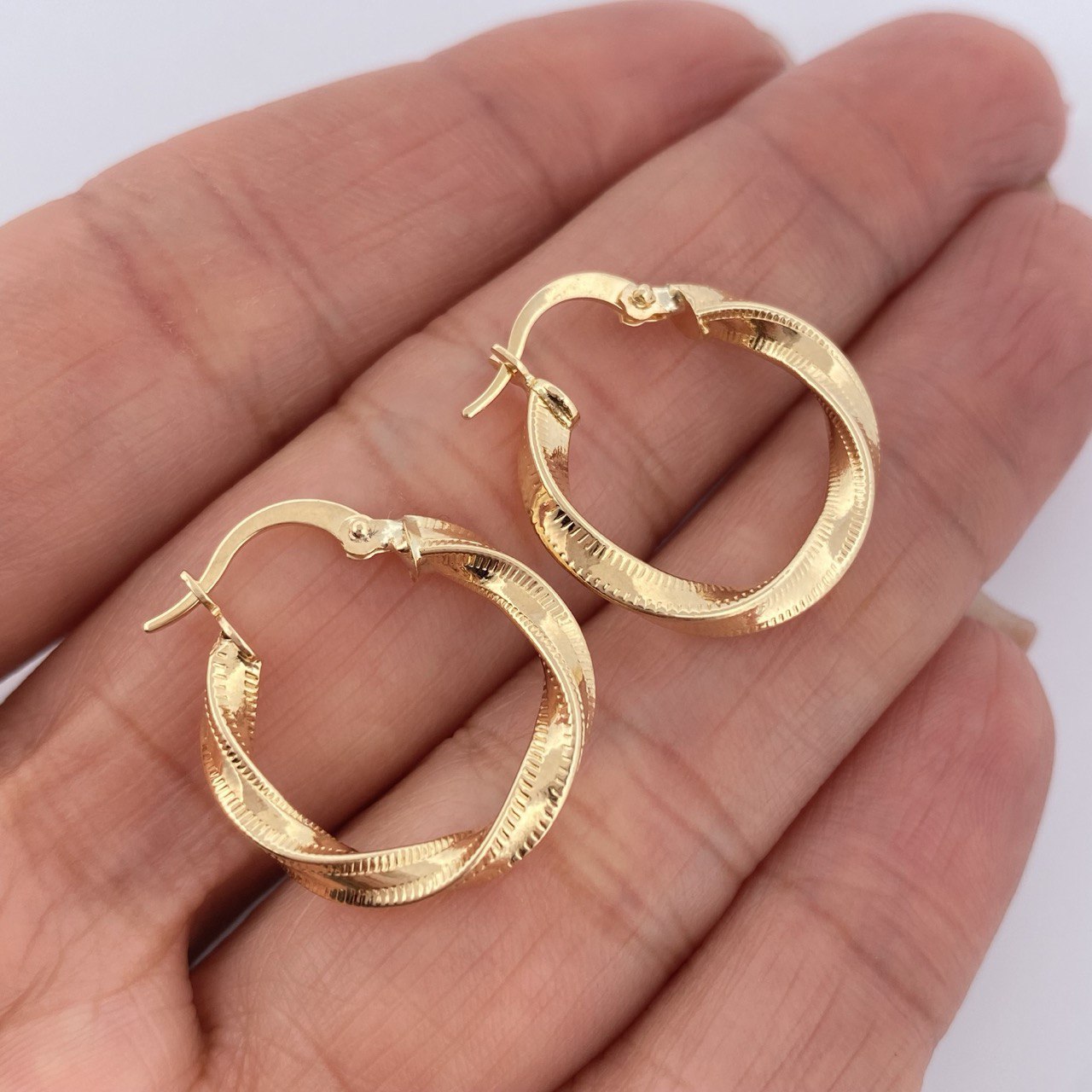 Candongas Deis 1.9gr / 2.3cm / Oro Amarillo 18K &