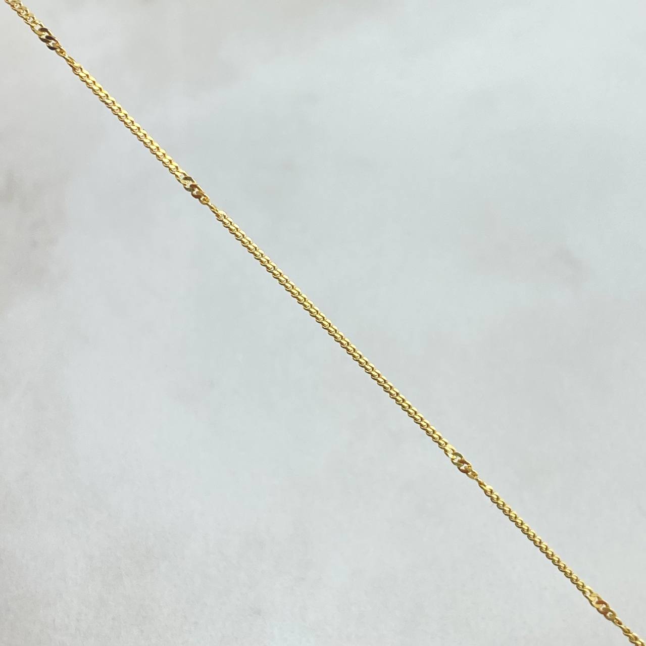 Cadena Cubana En Espiral 1.6gr / 45cm / 1mm Oro Amarillo +3 18K