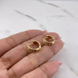 Candongas Gala 3.2gr / 1.2cm / Circones Blancos Oro Amarillo 18K $