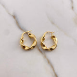 Candongas Asby 2.4gr / 2cm / Melcocha Punteadas Oro Amarillo 18K #