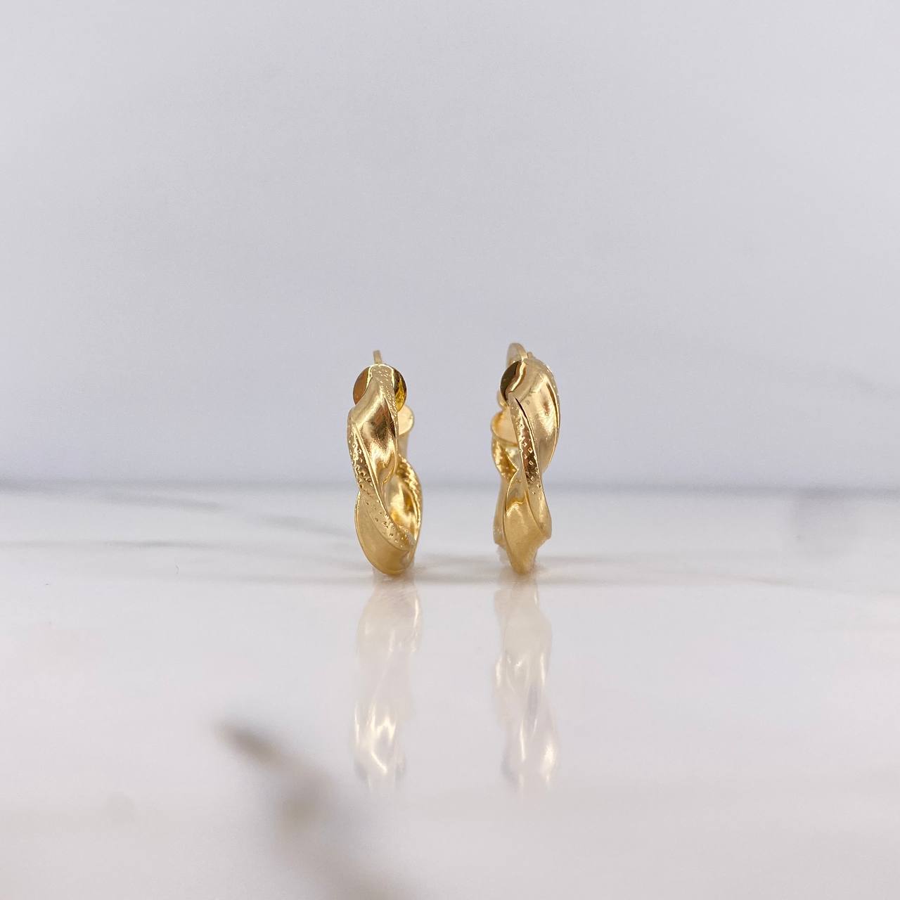 Candongas Asby 2.4gr / 2cm / Melcocha Punteadas Oro Amarillo 18K #