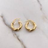 Candongas Kari 2.3gr / 1.9cm / Oro Amarillo 18K $