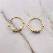 Candongas Aro 1.95gr / 2.5cm / Bolas Dimantadas Tres Oros Oro Amarillo 18K #