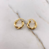 Candongas Clau 2.35gr / 1.9cm / Rayadas Oro Amarillo 18K $