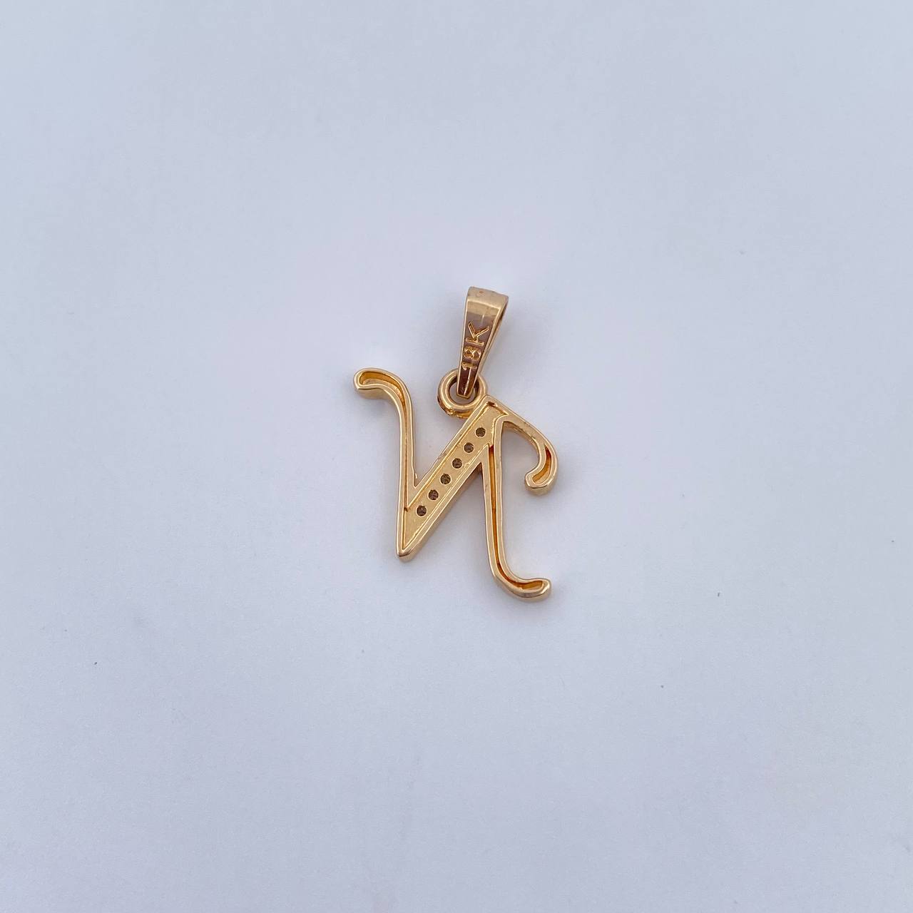 Dije Letra N 1.05gr / 1.8cm / Circones Blancos Oro Amarillo 18K &