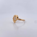 Anillo Flor Delfin 15's 2.5gr / T7 1/4 / Circones Blancos Dos Oros Amarillo Blanco 18K $