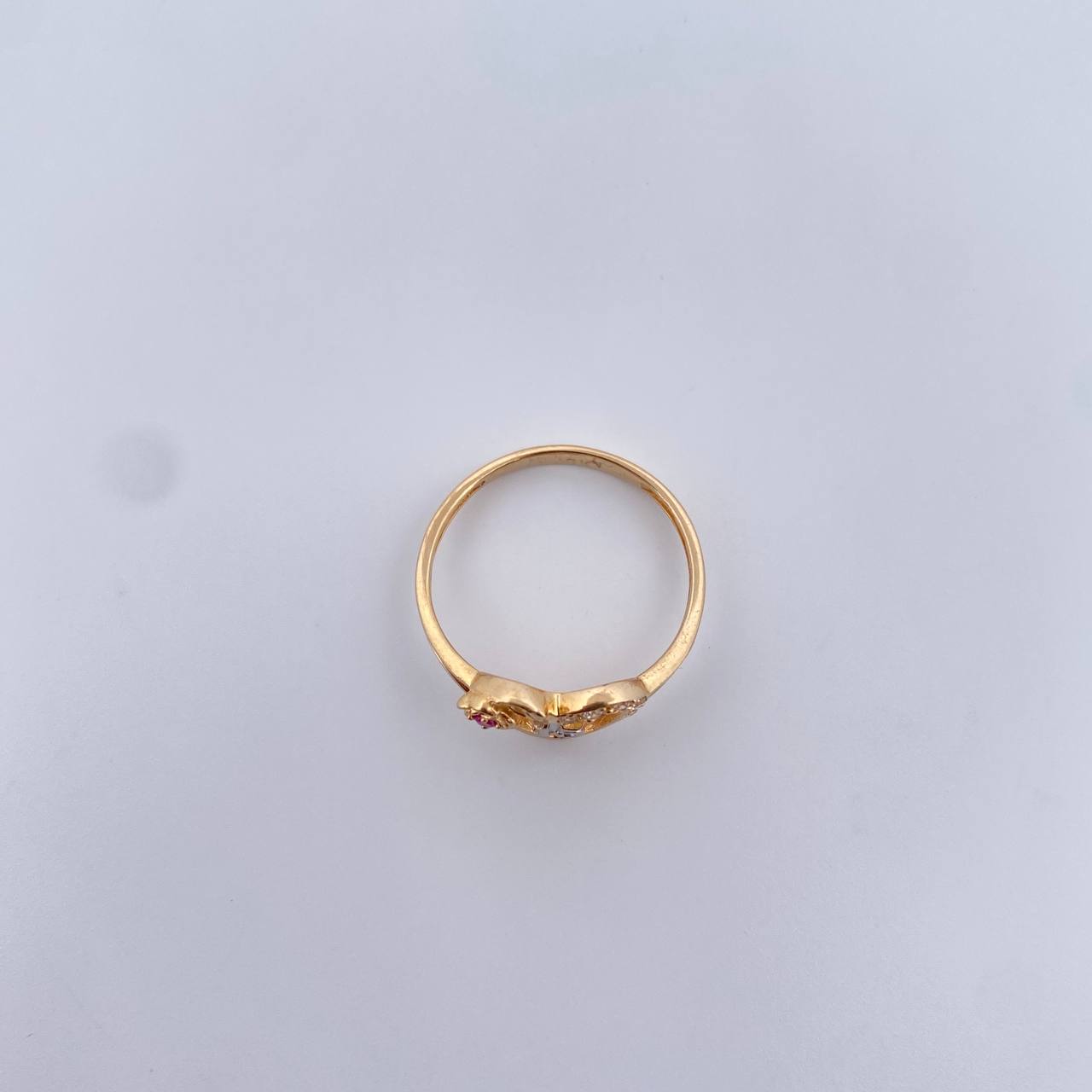 Anillo Flor Corazon 15's 2.05gr / T6 1/2 / Circones Blancos Fucsias  Dos Oros Amarillo Blanco 18K $