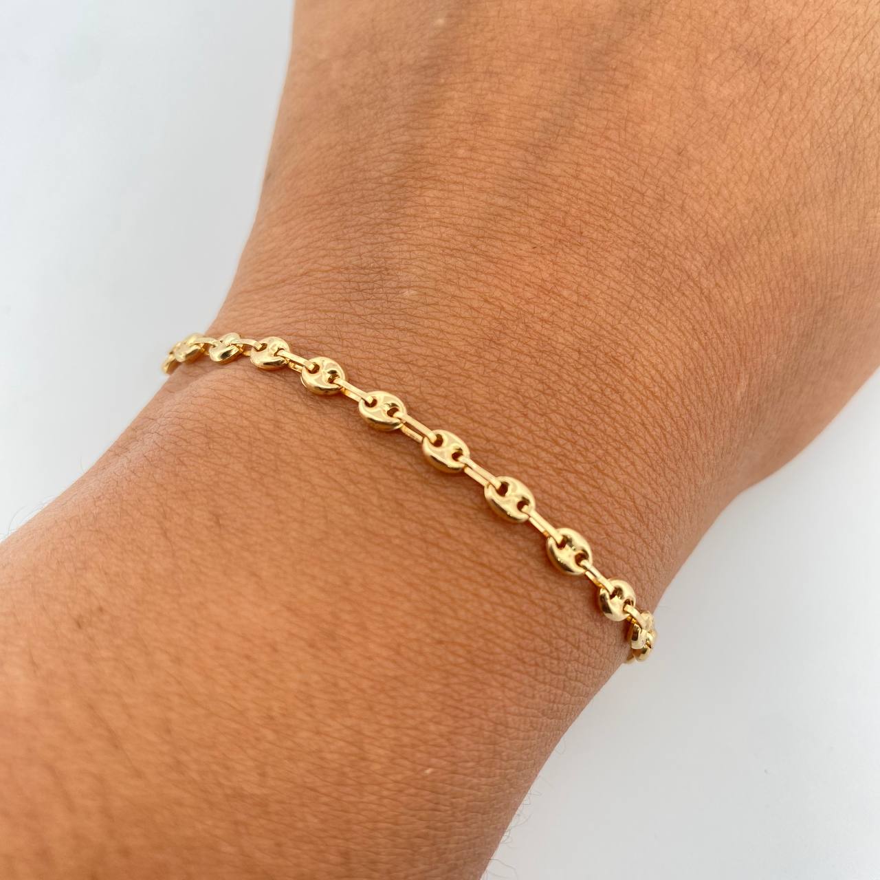 Pulso GC 2.3gr / 18.4cm / 3.5mm Liso Oro Amarillo 18K $