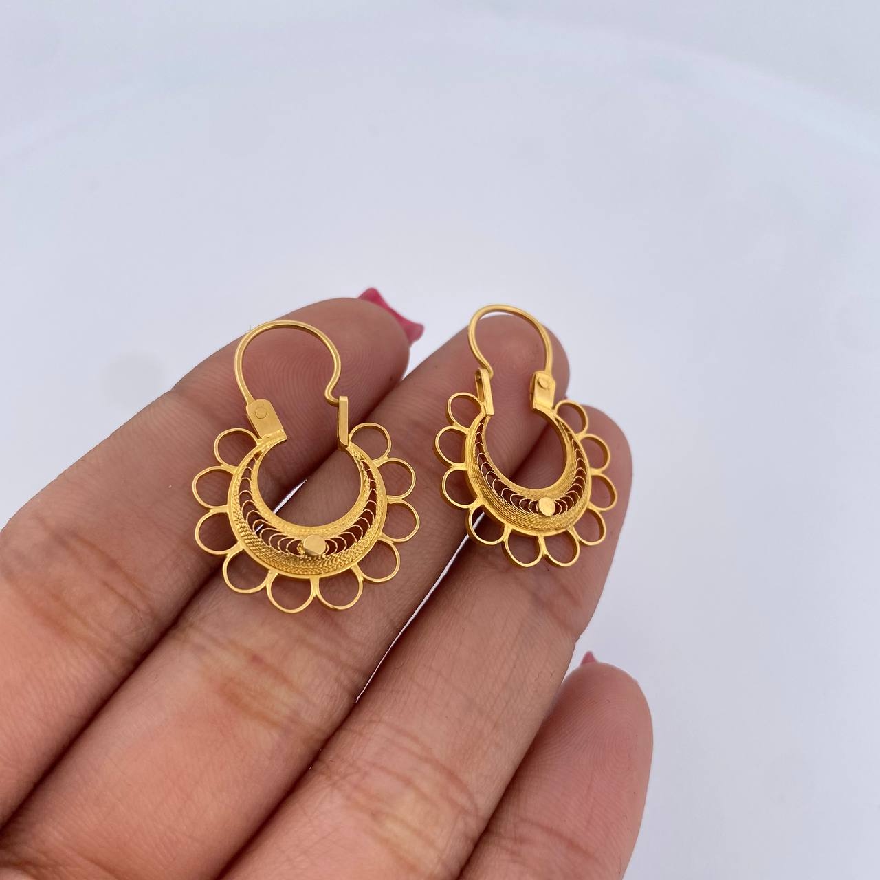 Candongas Reinas 3gr, 18K Oro Nacional – Napoleone Joyas CO