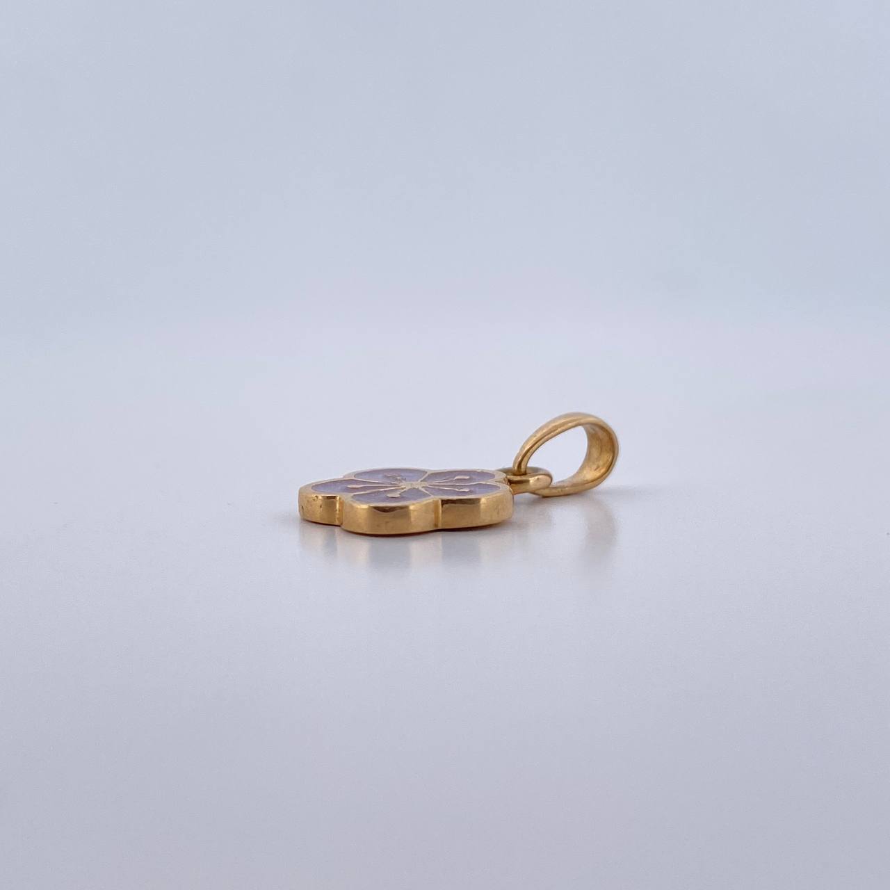 Dije Flor 1.4gr / 1.7cm / Electroestatico Lila Oro Amarillo 18K $