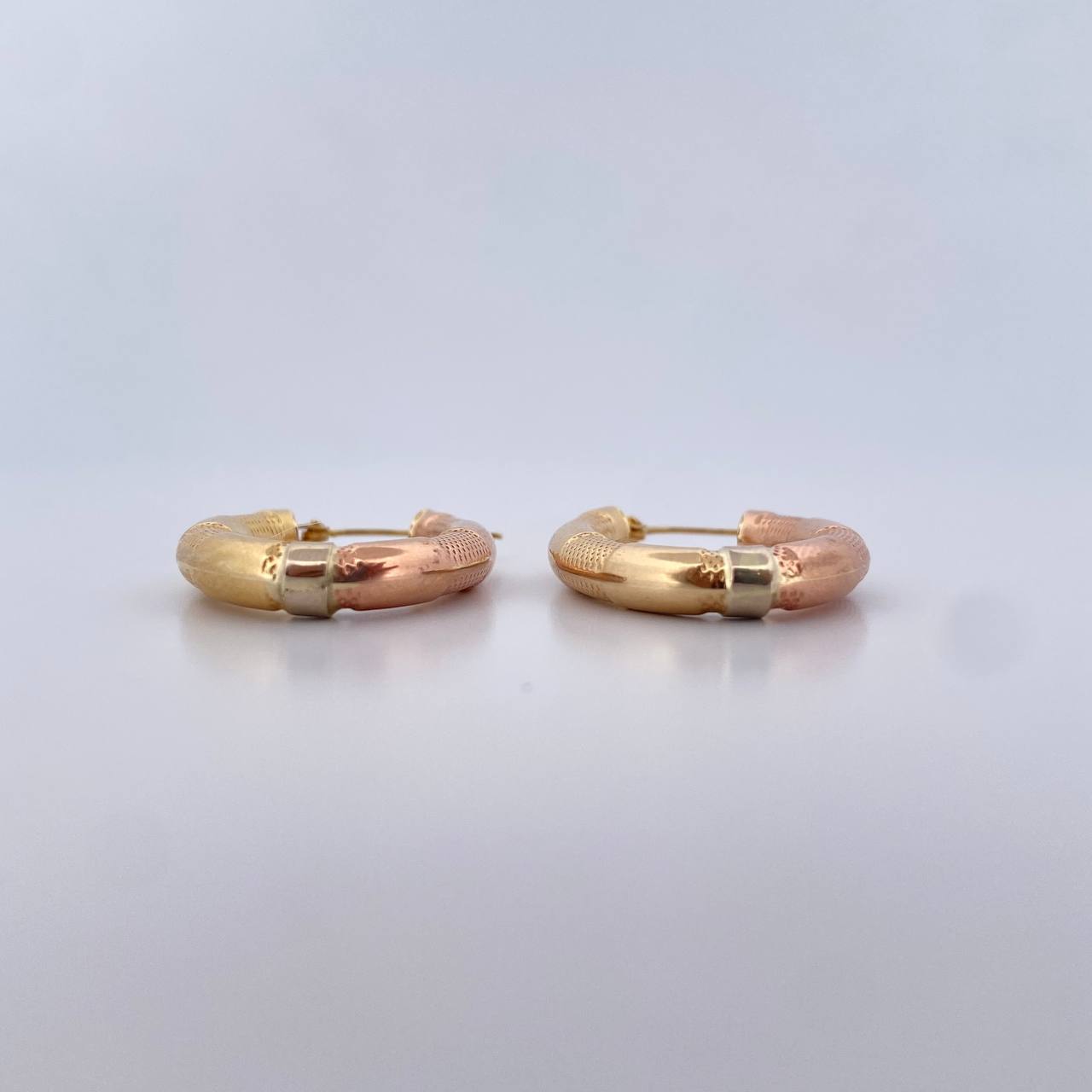 Candongas Fanny 4gr / 3.7cm / Punteadas Tres Oros 18K $