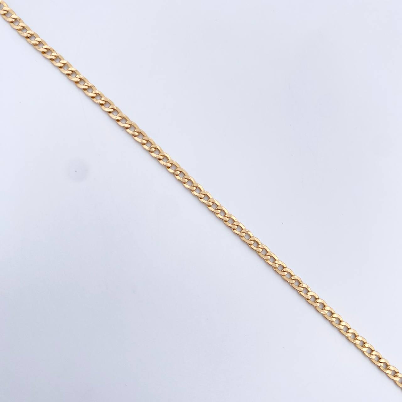 Pulso Cubano 1.45gr / 18.1cm / 2.3mm Oro Amarillo +1 18K $