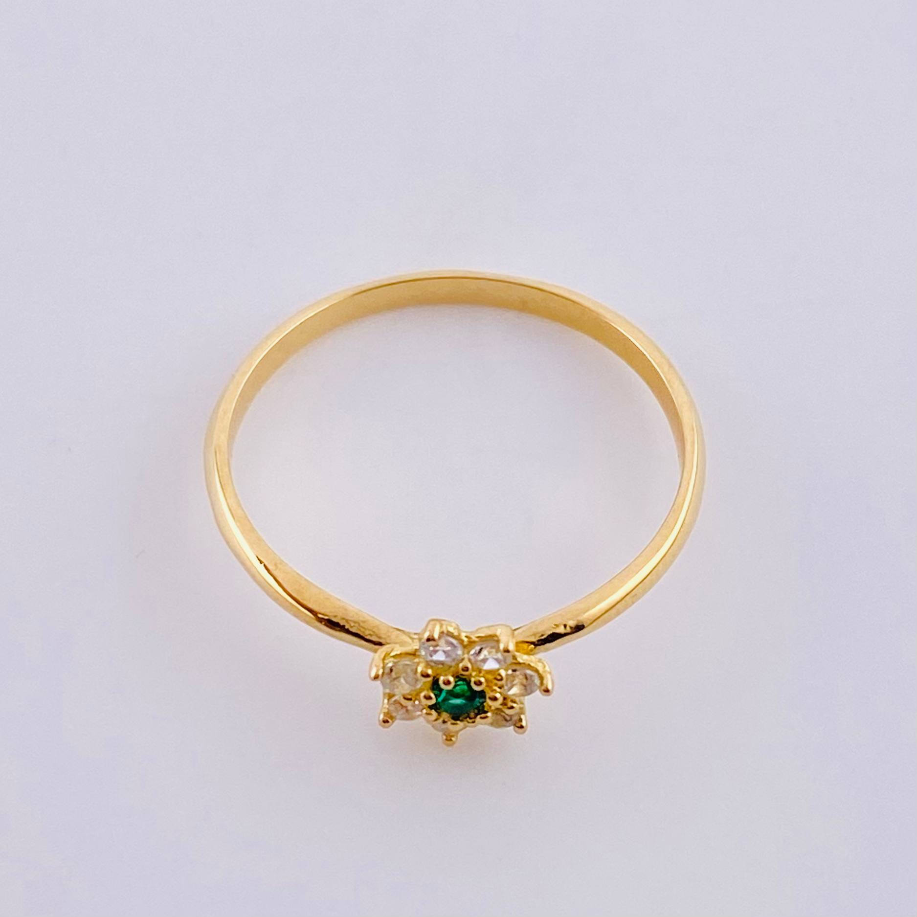 Anillo Solitario Flor 7 Petalos 1.3g / T6 Oro Amarillo 18K