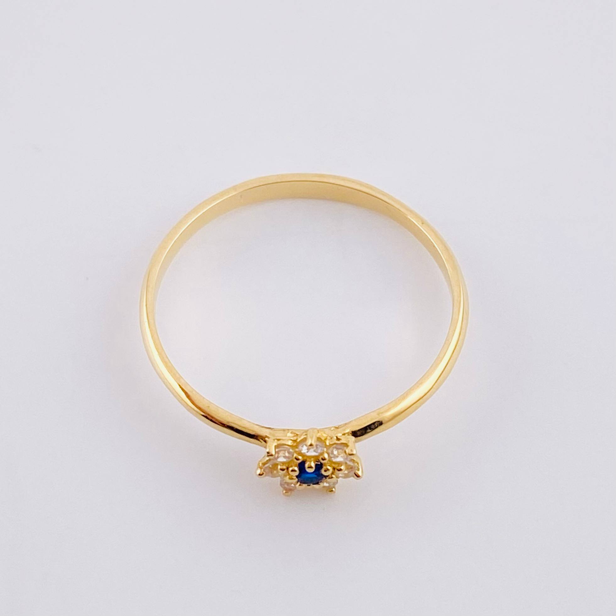 Anillo Solitario Flor 7 Petalos 1.25g / T6 1/2 Oro Amarillo 18K