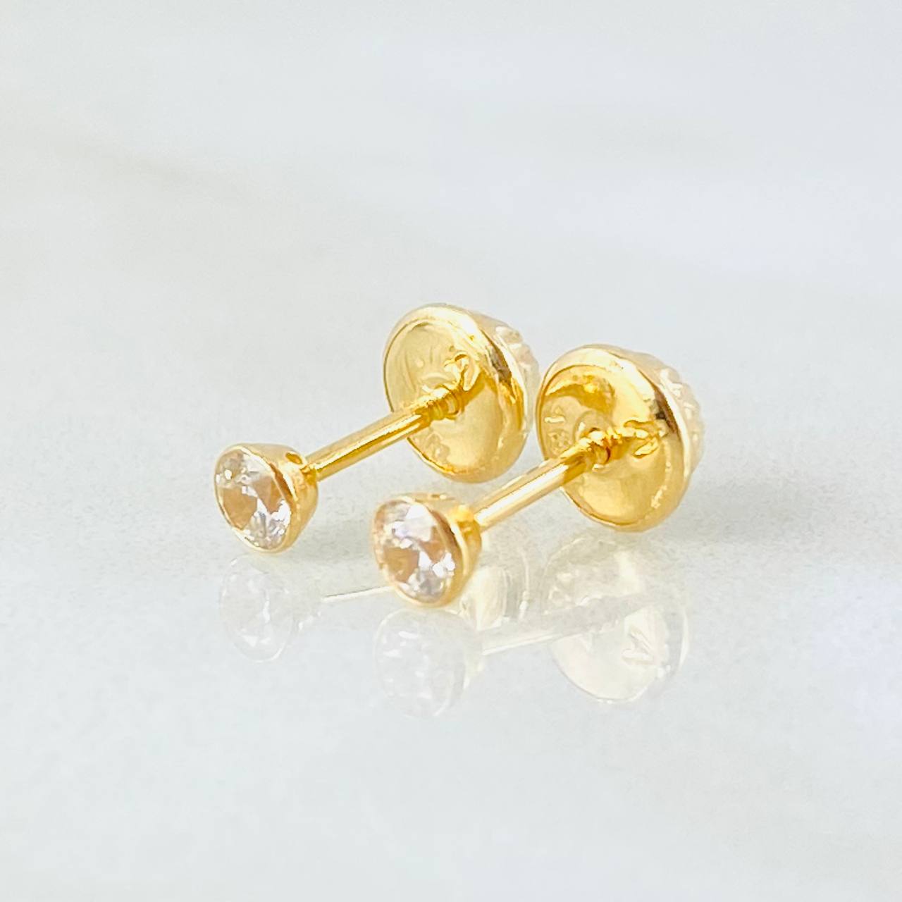 Topos Bisel 0.45gr / Oro Amarillo 18K *