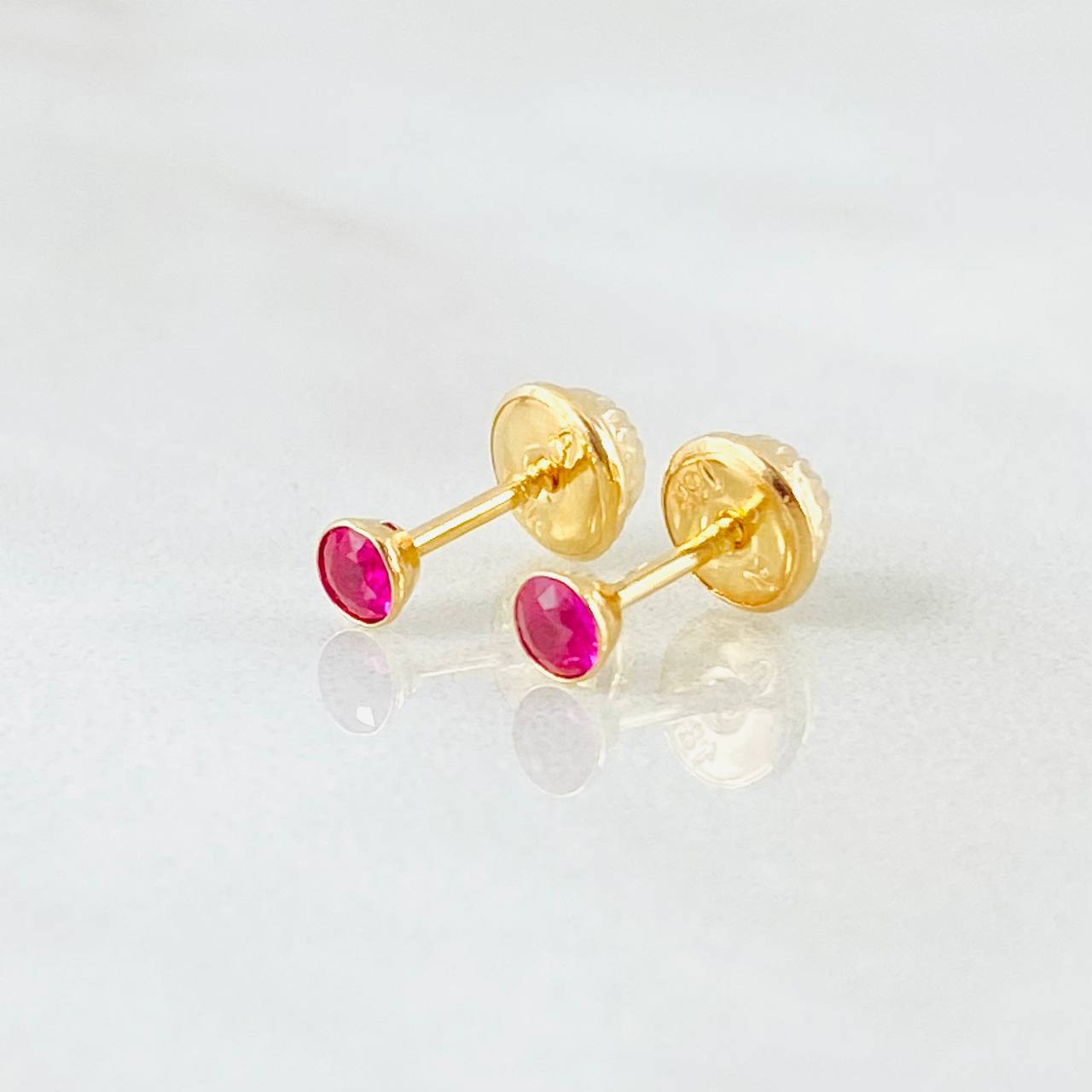 Topos Bisel 0.45gr / Oro Amarillo 18K *