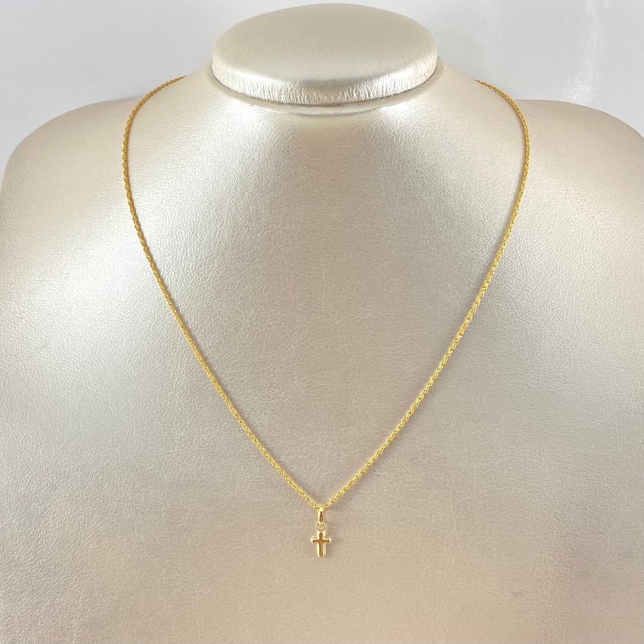 Set Cadena y Dije Lazo + Cruz 1.2gr / 45cm / Oro Amarillo 18K (Oferta)