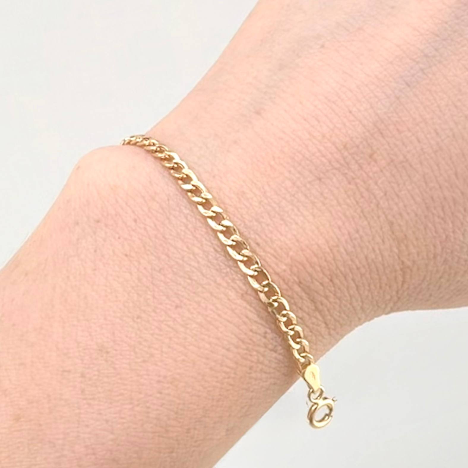 Pulso Cubano 1.8gr / 18.5cm / 3.15mm Oro Amarillo +1 18K