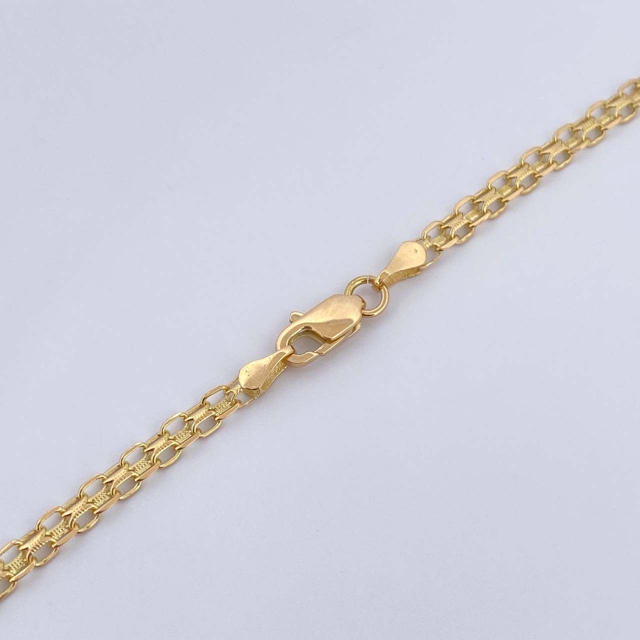 Cadena China 8.85gr / 60.7cm / 2.9mm Oro Amarillo 18K $