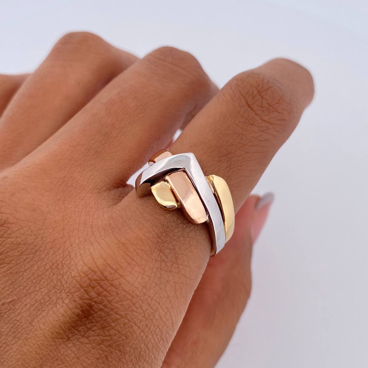 Anillo Alianza 4.65gr / T6 1/4 / Tres Oros 18K $