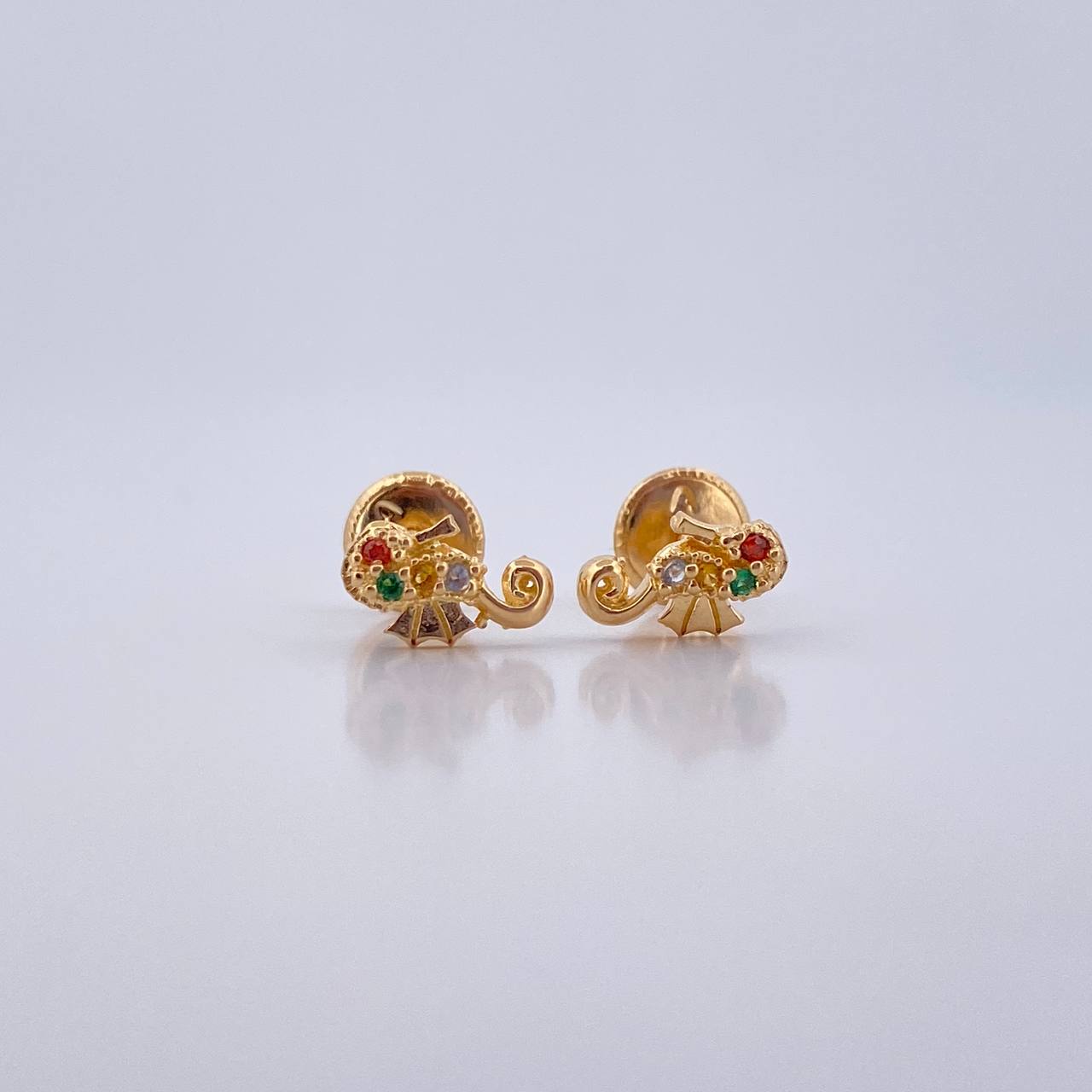 Topos Caballito De Mar 0.85gr / Circones De Colores Oro Amarillo 18K $