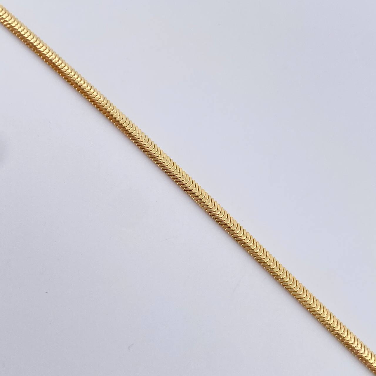 Pulso Serpiente 2.2gr / 18.8cm / 2.1mm Oro Amarillo +3 18K &