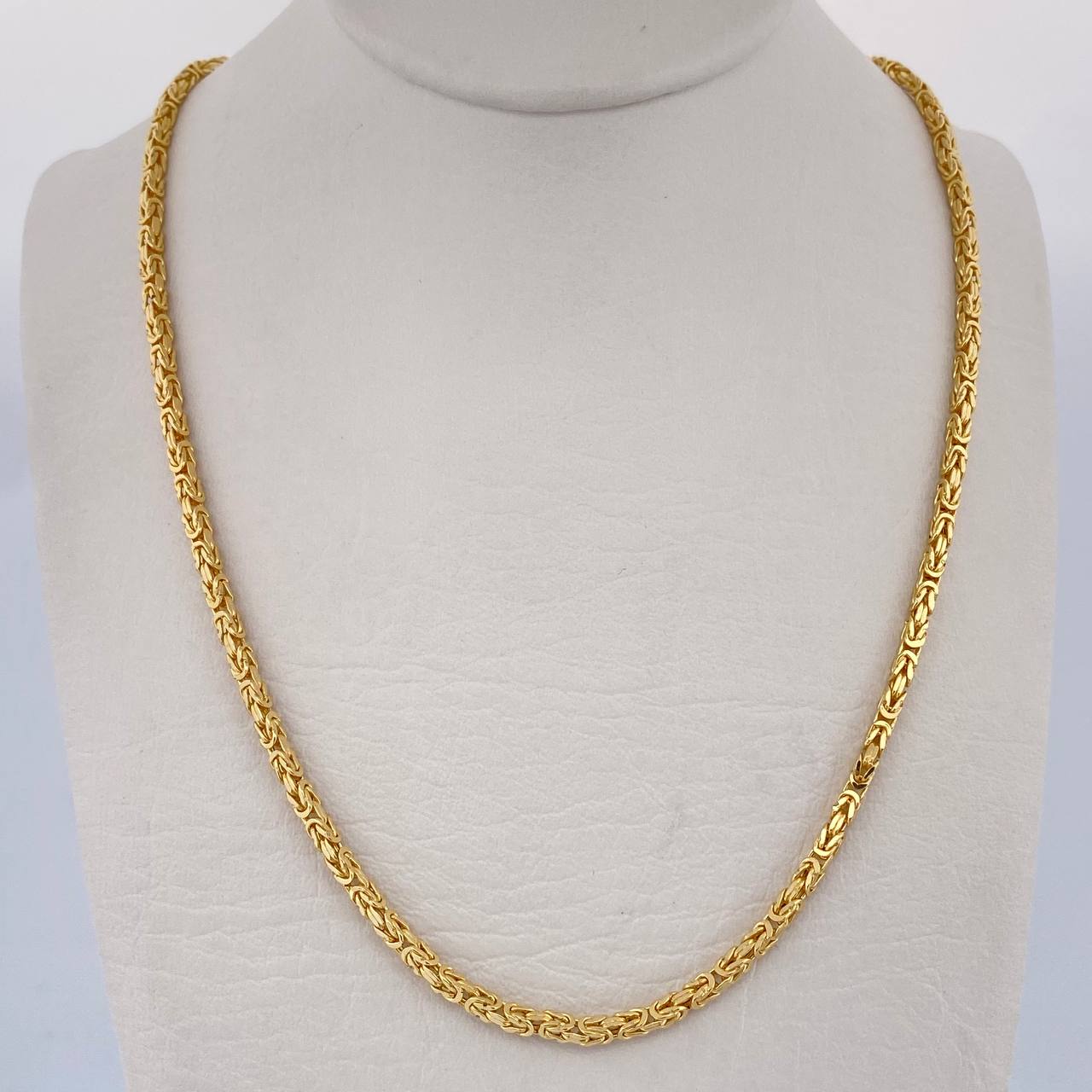 Cadena Peruana 9.75gr / 65.6cm / 2.1mm Oro Amarillo +3 18K &