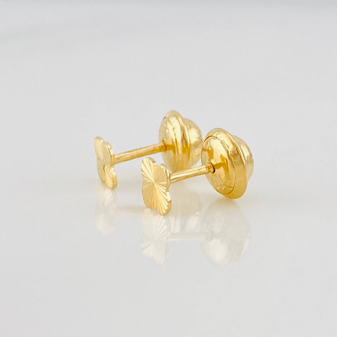 Topos Trebol Diamantado 0.55g / 3.9mm Oro Amarillo 18K