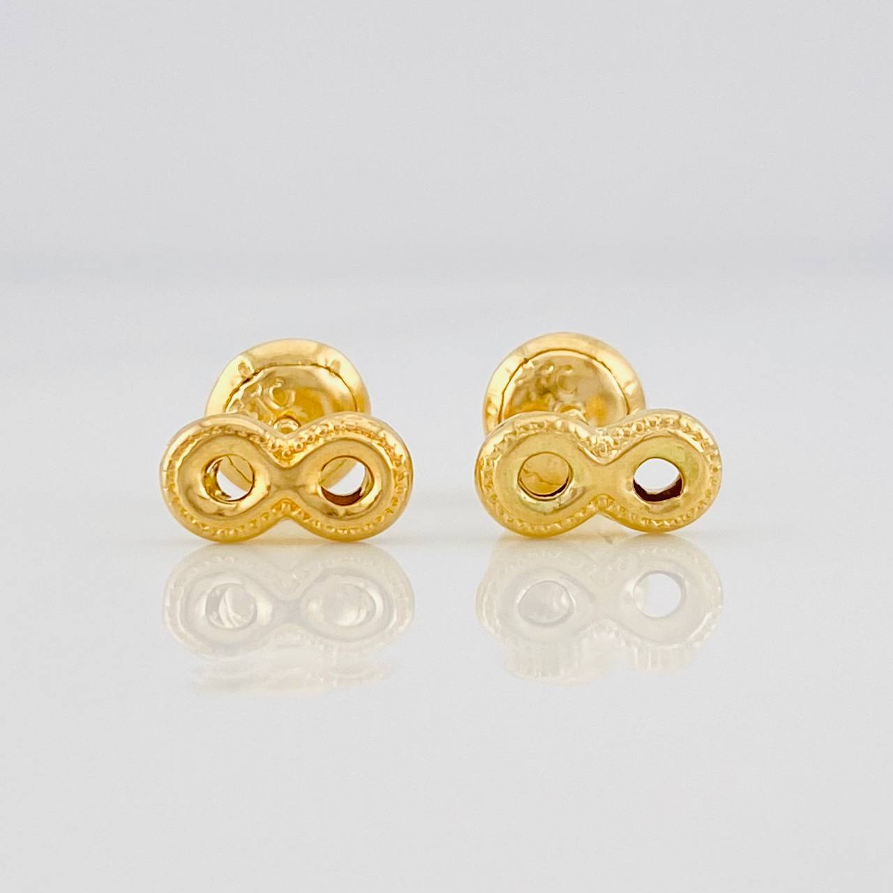 Topos Infinito 0.65g / 7.8mm Oro Amarillo 18K