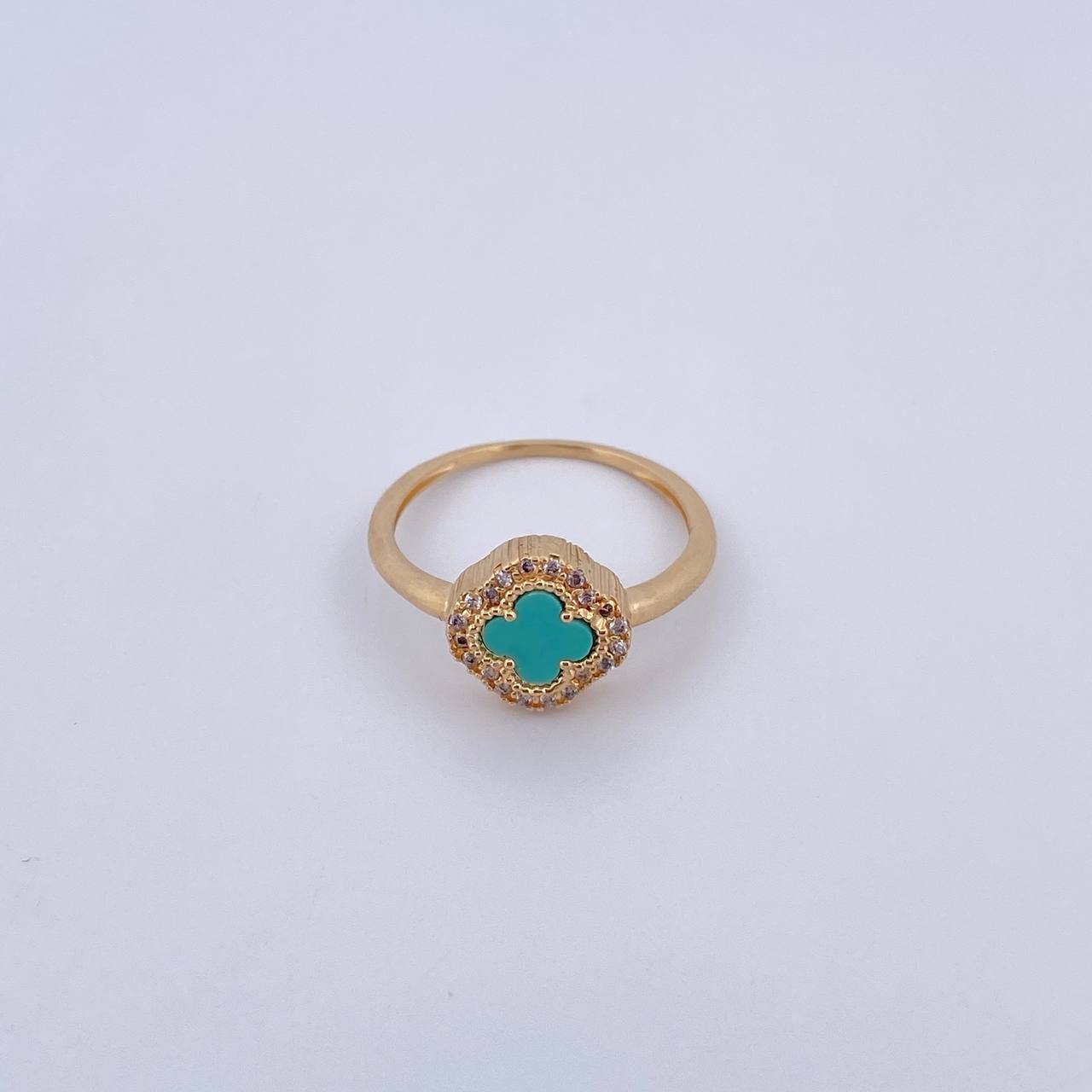 Anillo Trebol 2.75gr / T7 1/4 / Piedra Aguamarina Circones Blancos Oro Amarillo 18K &