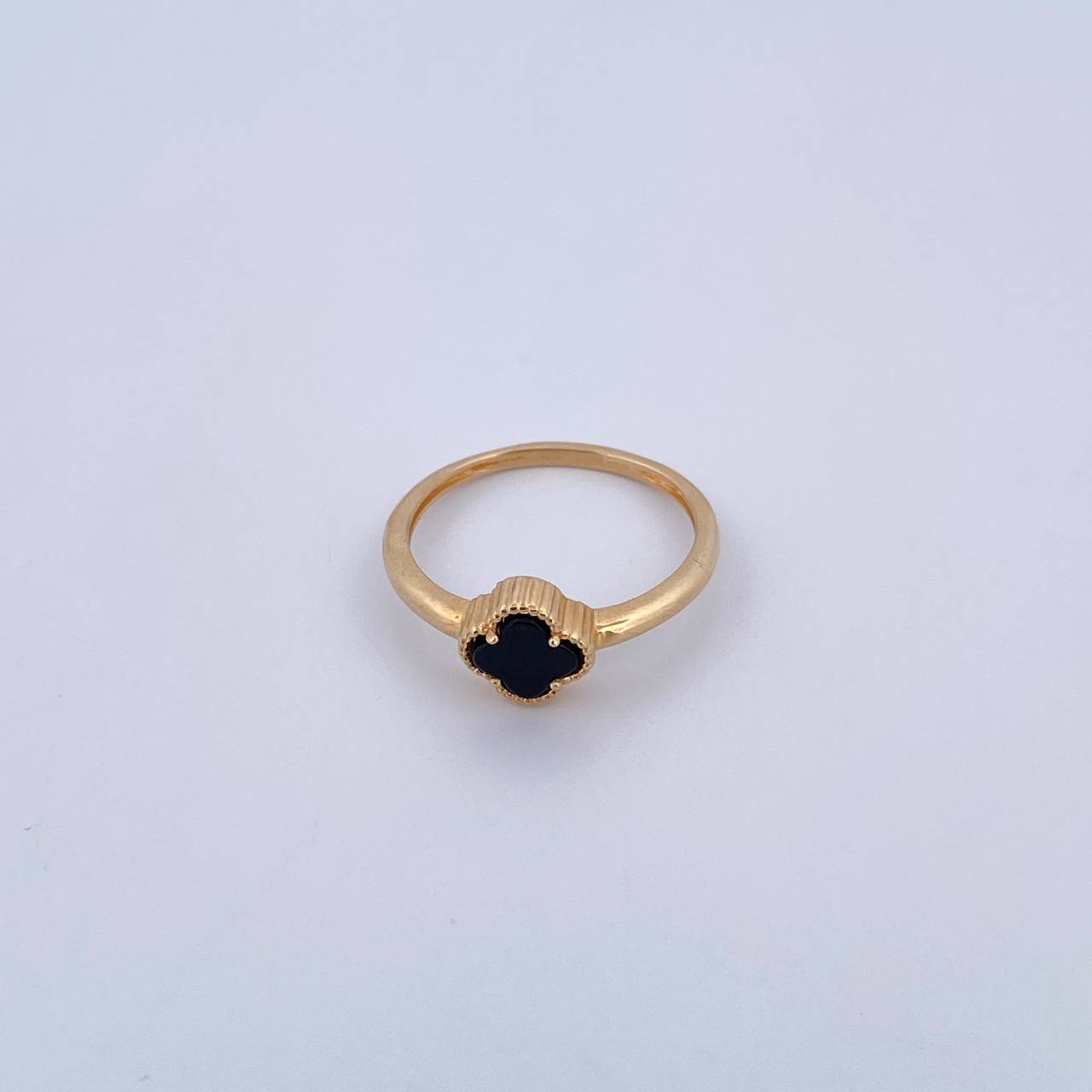 Anillo Trebol 2.1gr / T6 3/4 / Onix Negra Oro Amarillo 18K &