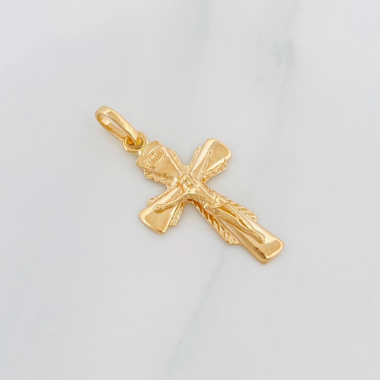 Dije Cruz Cristo 1.25g / 3cm Oro Amarillo 18K