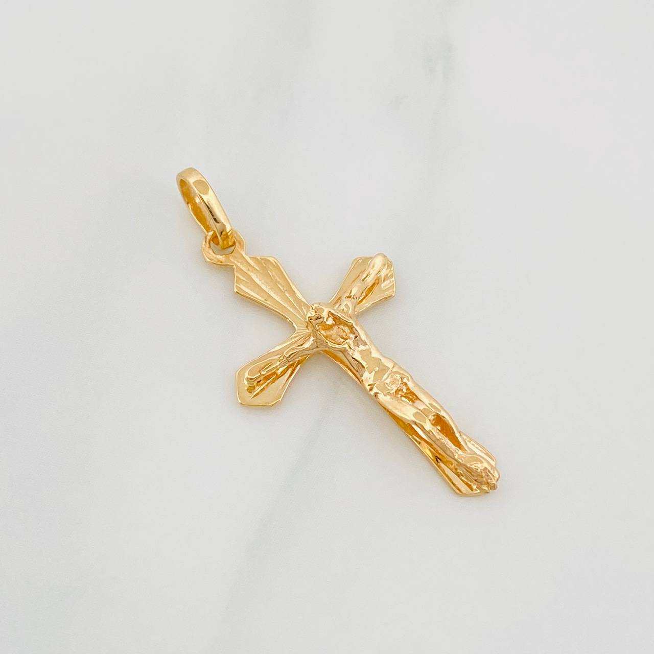 Dije Cruz Cristo 1.6g / 3.2cm Oro Amarillo 18K